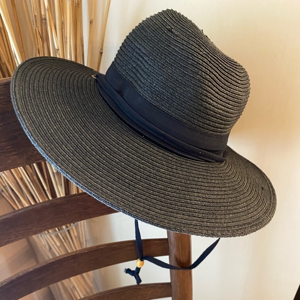Columbia Global Adventure Women's Sun Hat with adjustable chin strap size S/M